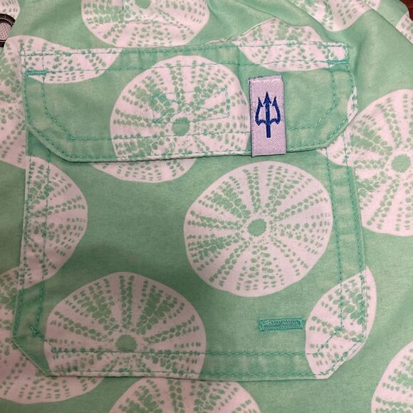 Strong Boat Classic Boys Swim Trunks in White/Green Sand Dollar Print. Size 12. - Picture 3 of 10